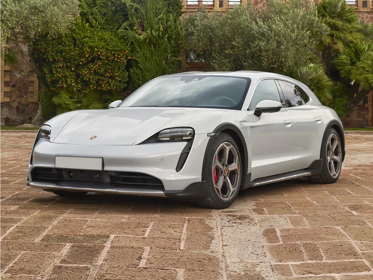 2023 Porsche Taycan Cross Turismo's photo