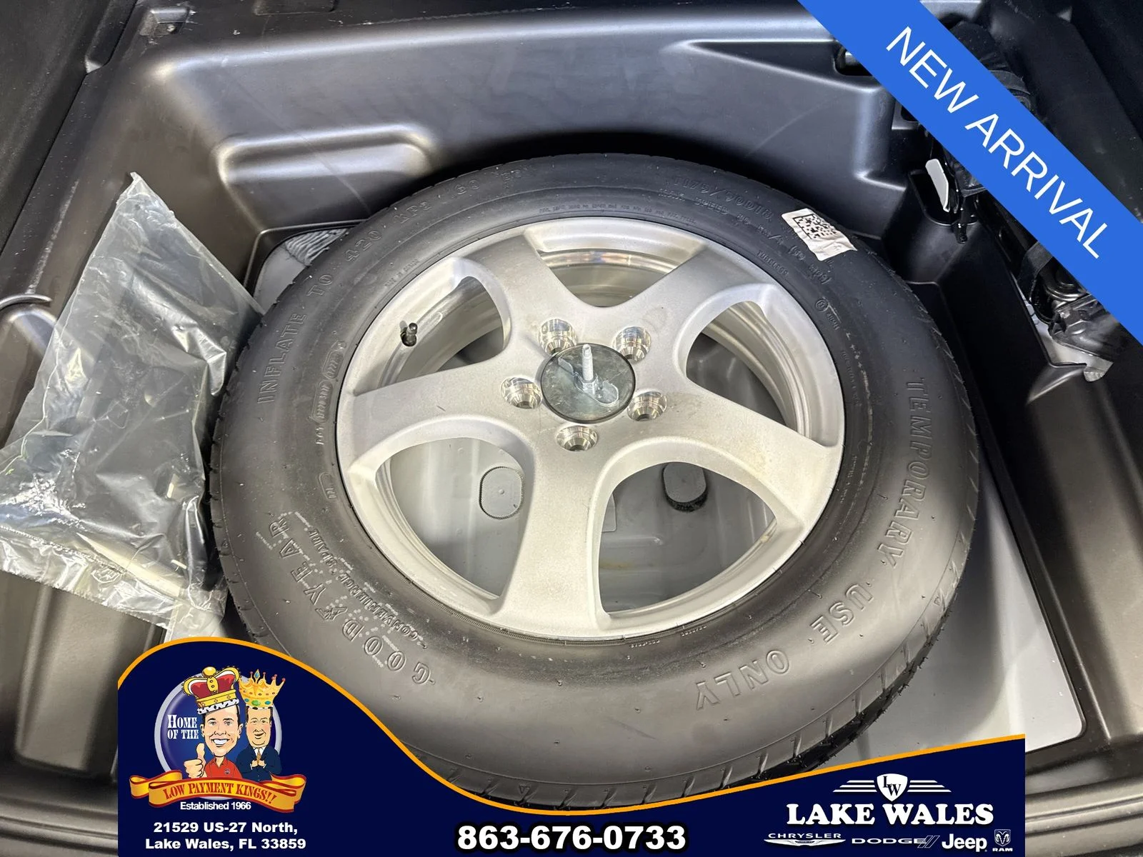 Used 2023 White Jeep Limited image 31
