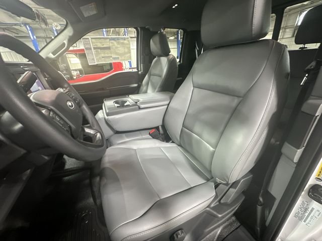 New 2026 Oxford White Ford F-250® XL image 17