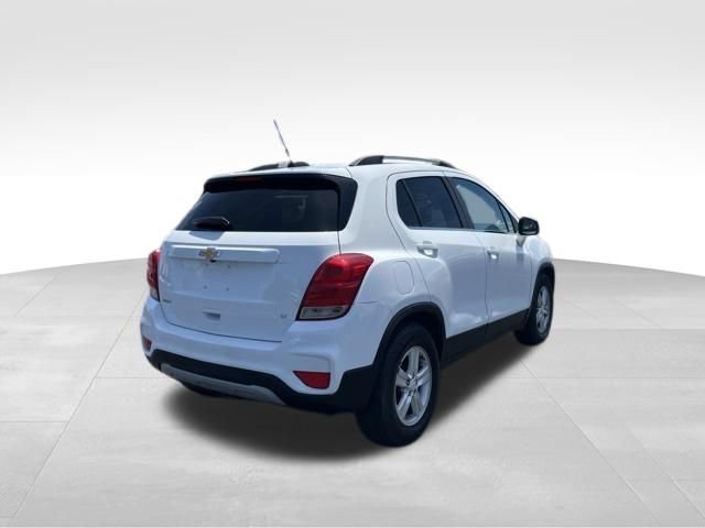 Used 2020 White Chevrolet LT image 5