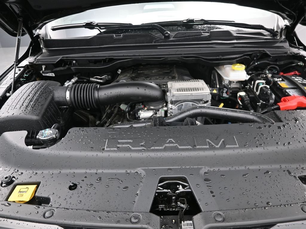 New 2026 Diamond Black Crystal Pearlcoat RAM Limited image 14