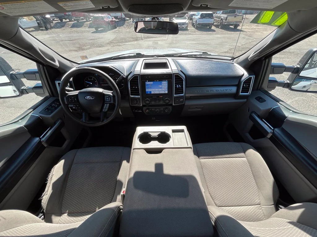 Used 2017 White Ford XLT image 13