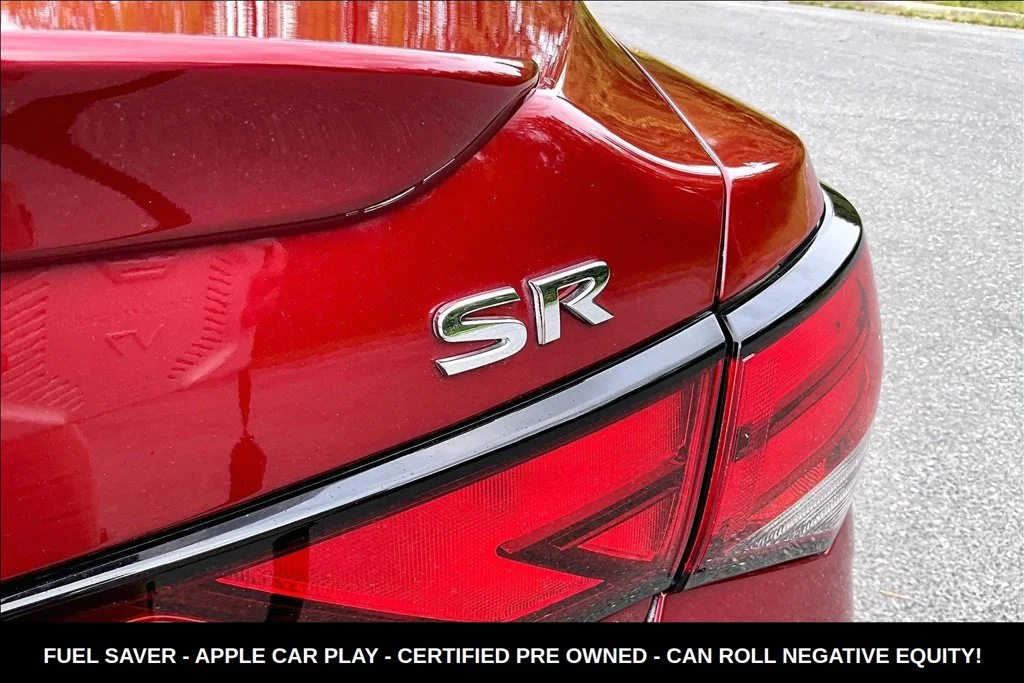 Used 2023 Red Nissan SR image 23