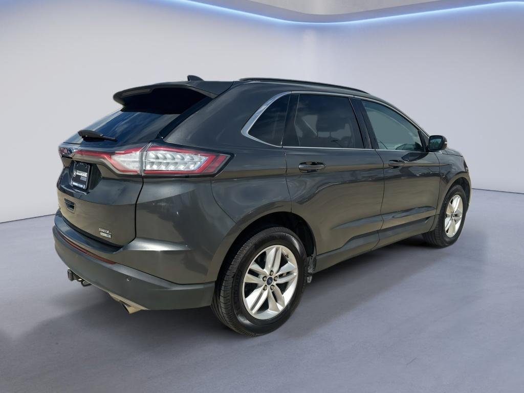 Used 2017 Magnetic Metallic Ford SEL image 6