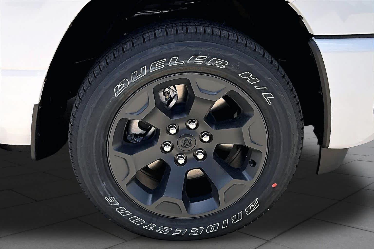New 2026 Bright White Clear-Coat Exterior Paint RAM Express image 12
