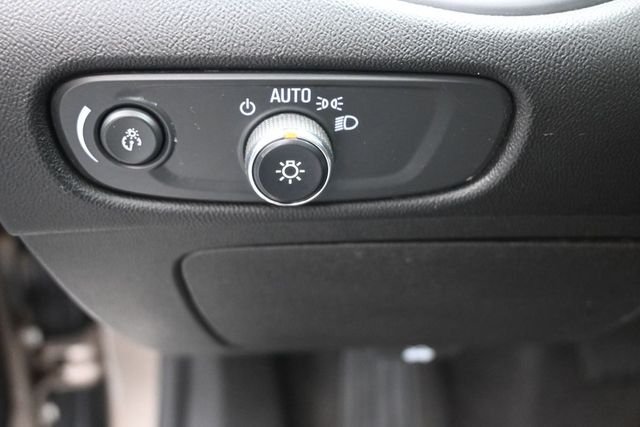 Used 2023 Gray Chevrolet LT image 21