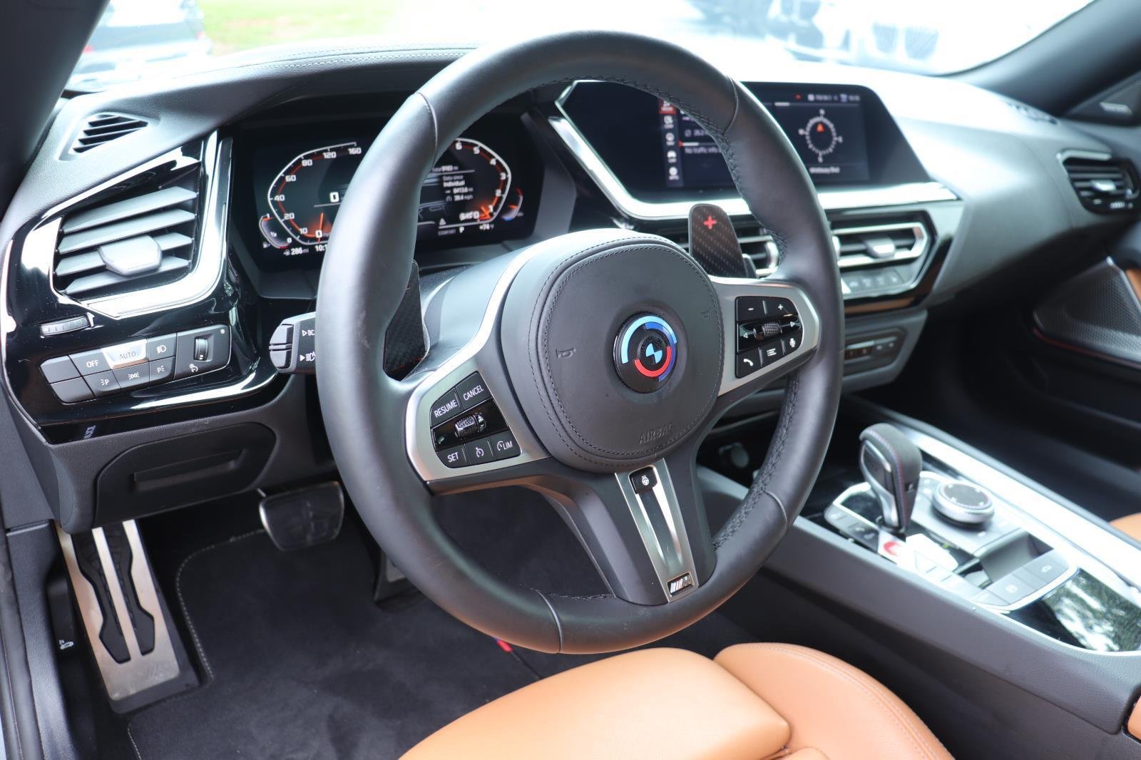 Used 2024 Skyscraper Grey Metallic BMW M40i image 24