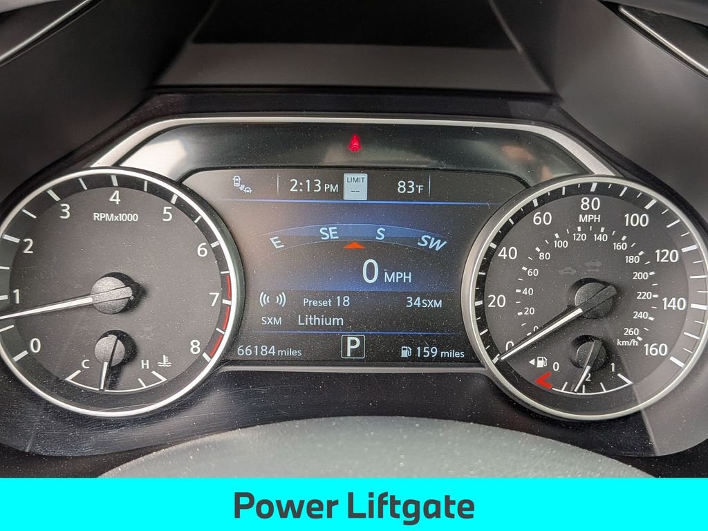 Used 2021 Black Nissan Platinum image 20