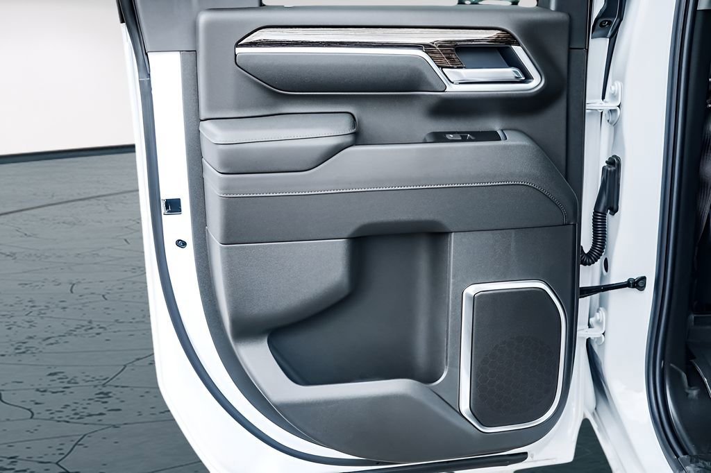 New 2026 Summit White GMC SLE image 26