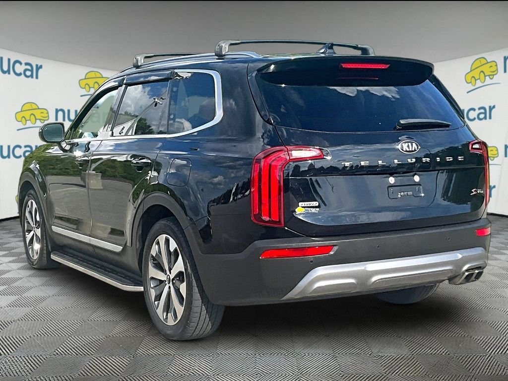 Used 2020 Black Kia S image 4