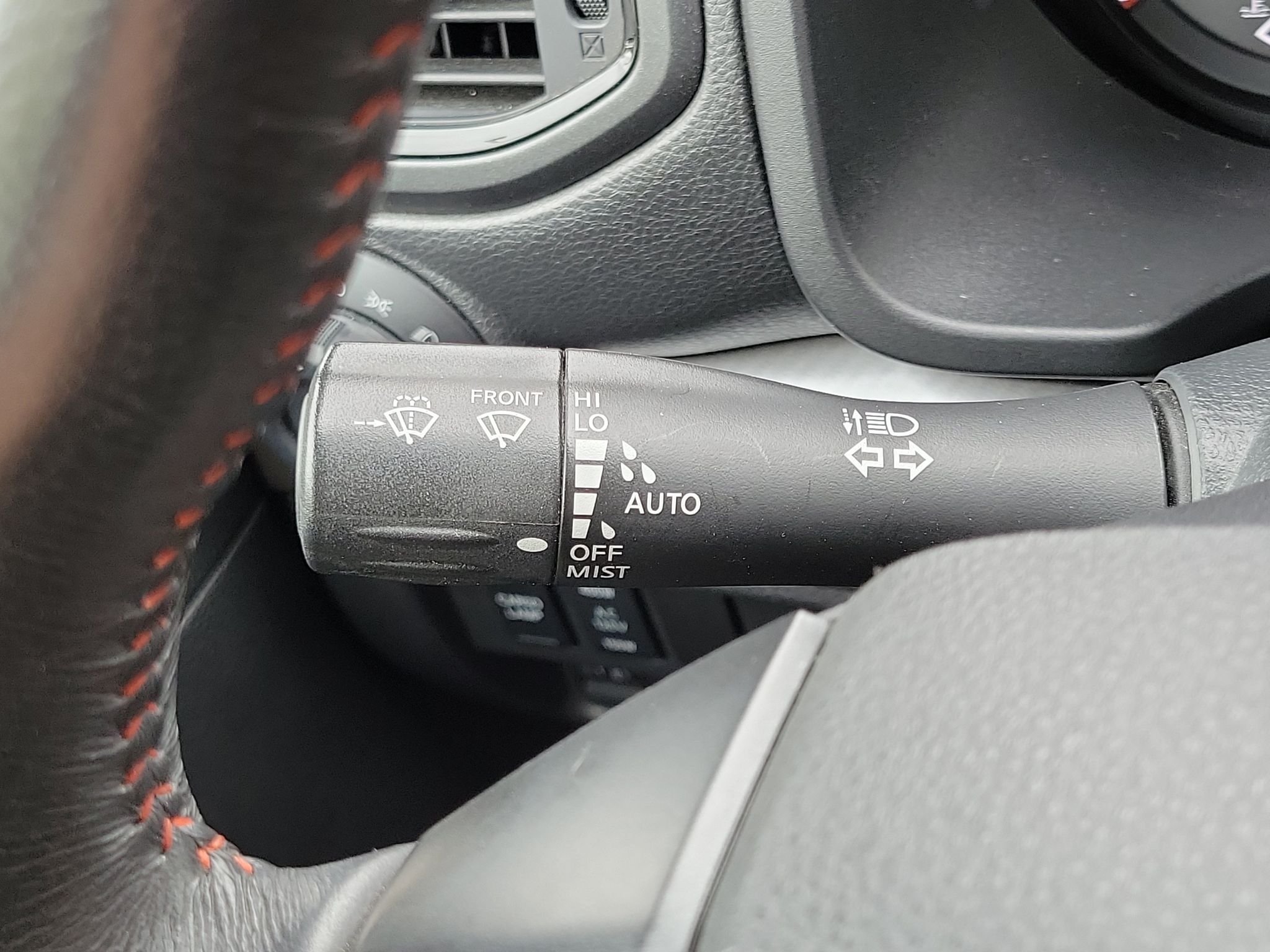 Used 2023 Deep Blue Pearl Nissan PRO-4X image 15