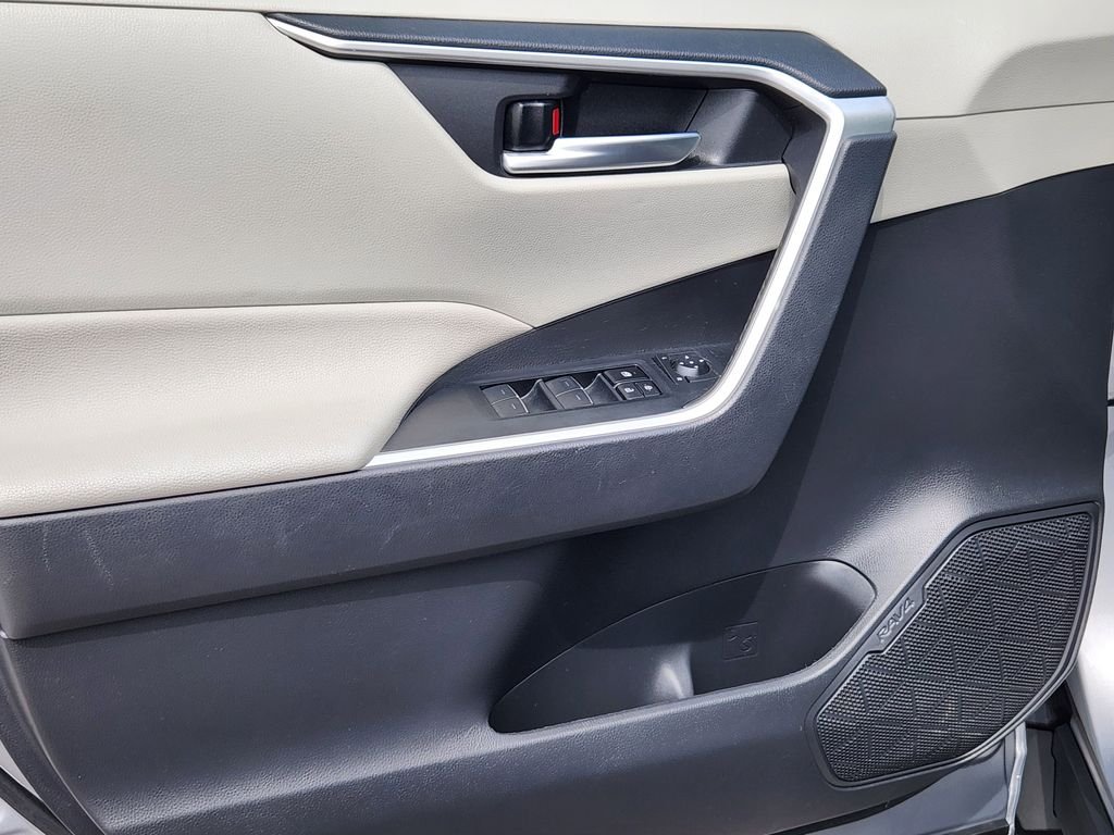 2024 Toyota RAV4 XLE Premium - Photo 19