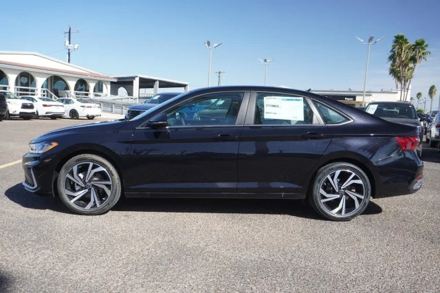 New 2026 Deep Black Pearl Volkswagen SEL image 12
