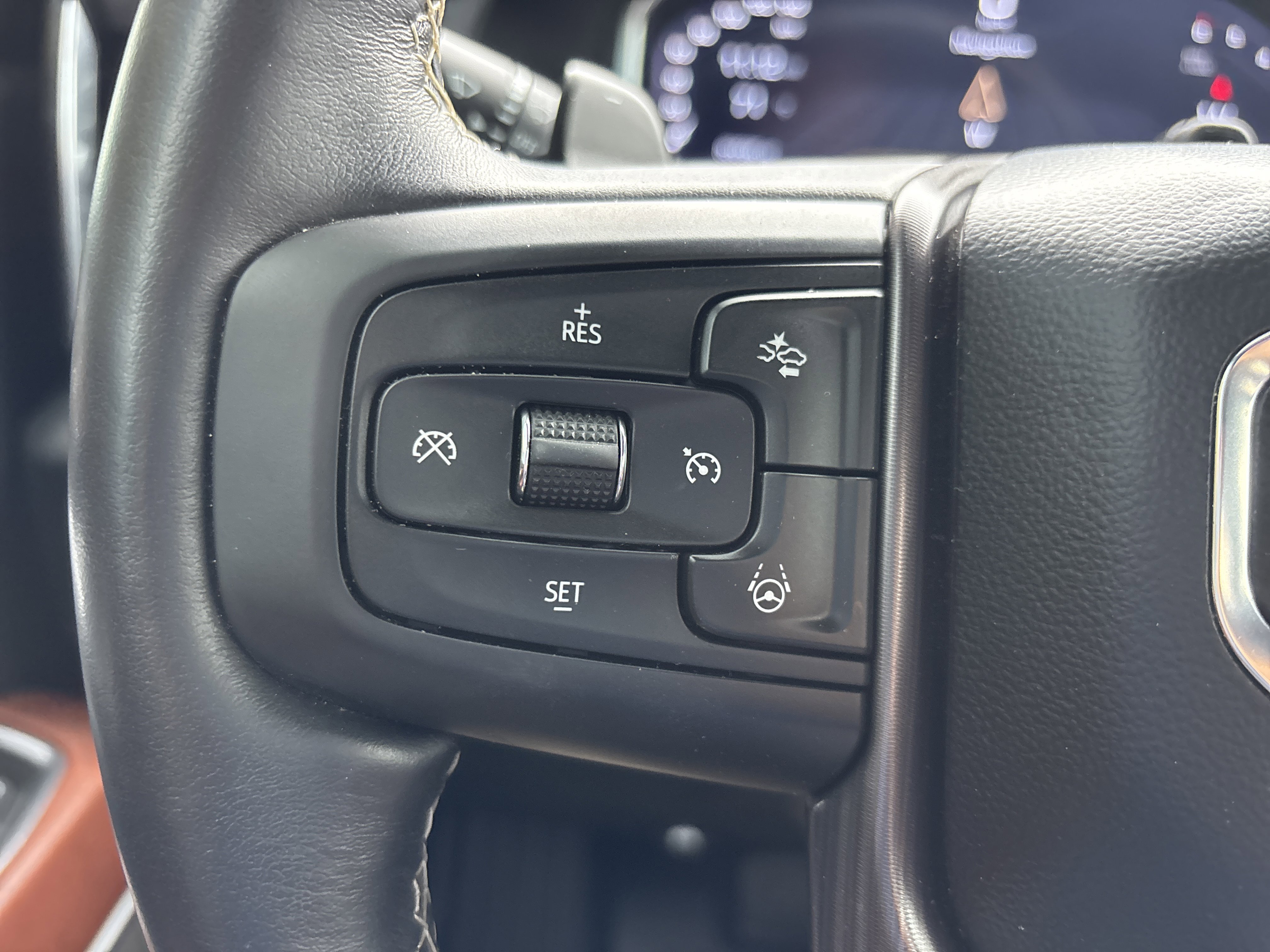 Used 2024 Thunderstorm Gray GMC Denali Ultimate image 30