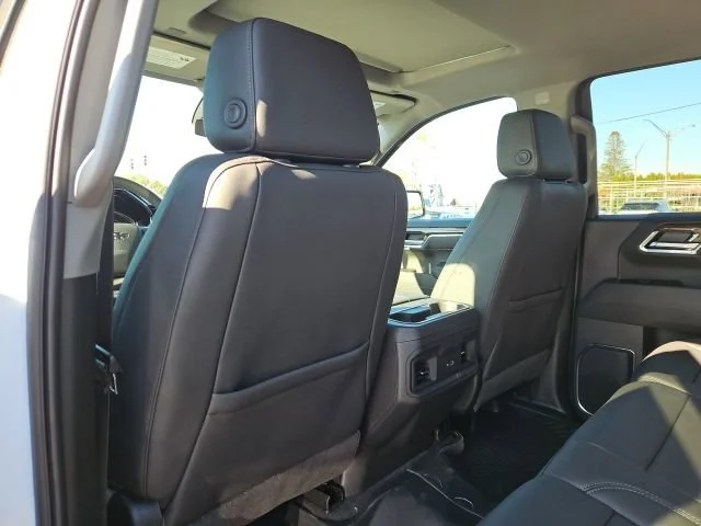 New 2026 Summit White Chevrolet LT Trail Boss image 18