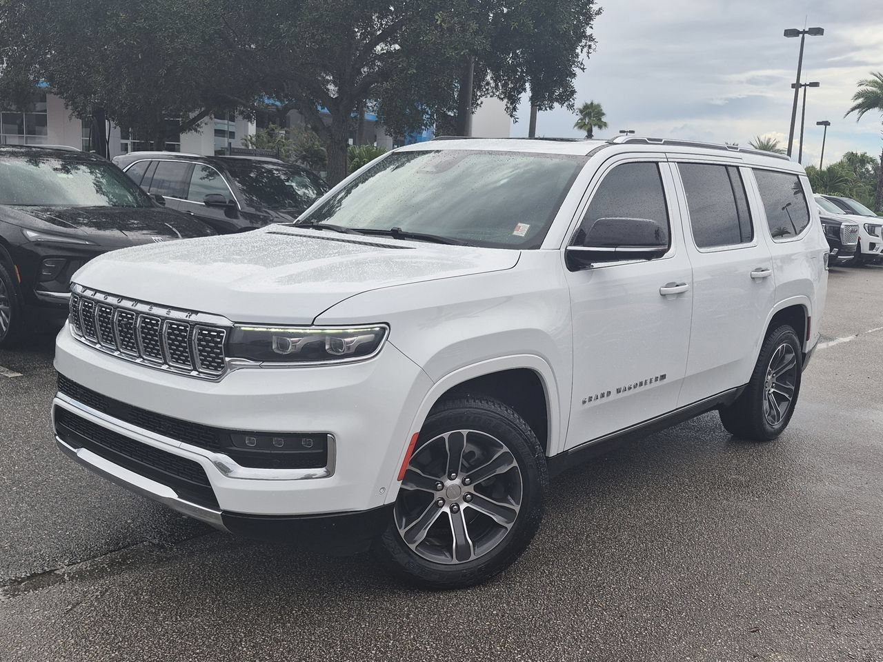 2023 Jeep Grand Wagoneer
