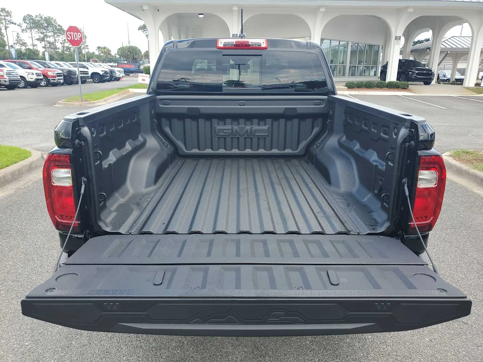 New 2026 Onyx Black GMC Denali image 5