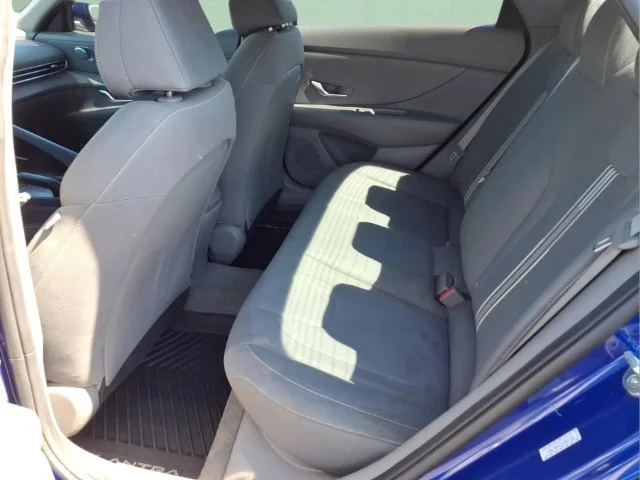 Used 2021 Blue Hyundai SEL image 17