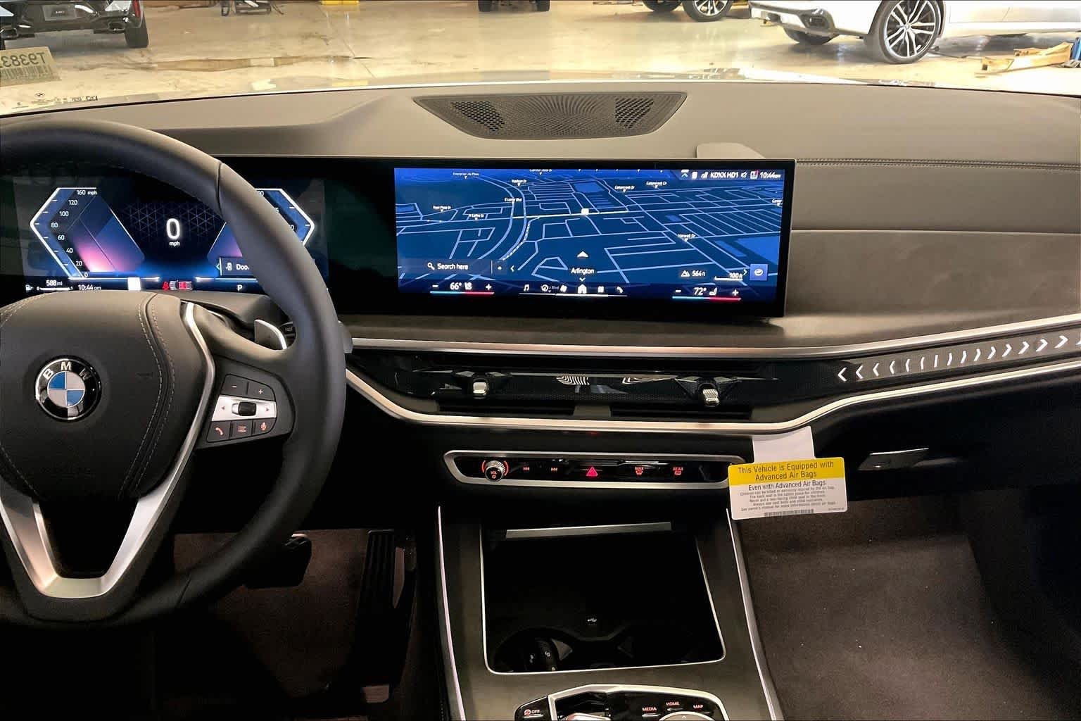 View vehicle photo 6