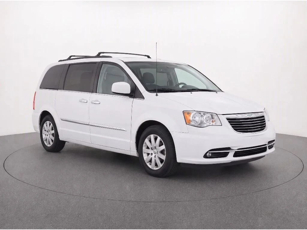Used 2016 Chrysler Town & Country Touring with VIN 2C4RC1BG5GR200287 for sale in Elizabethtown, KY
