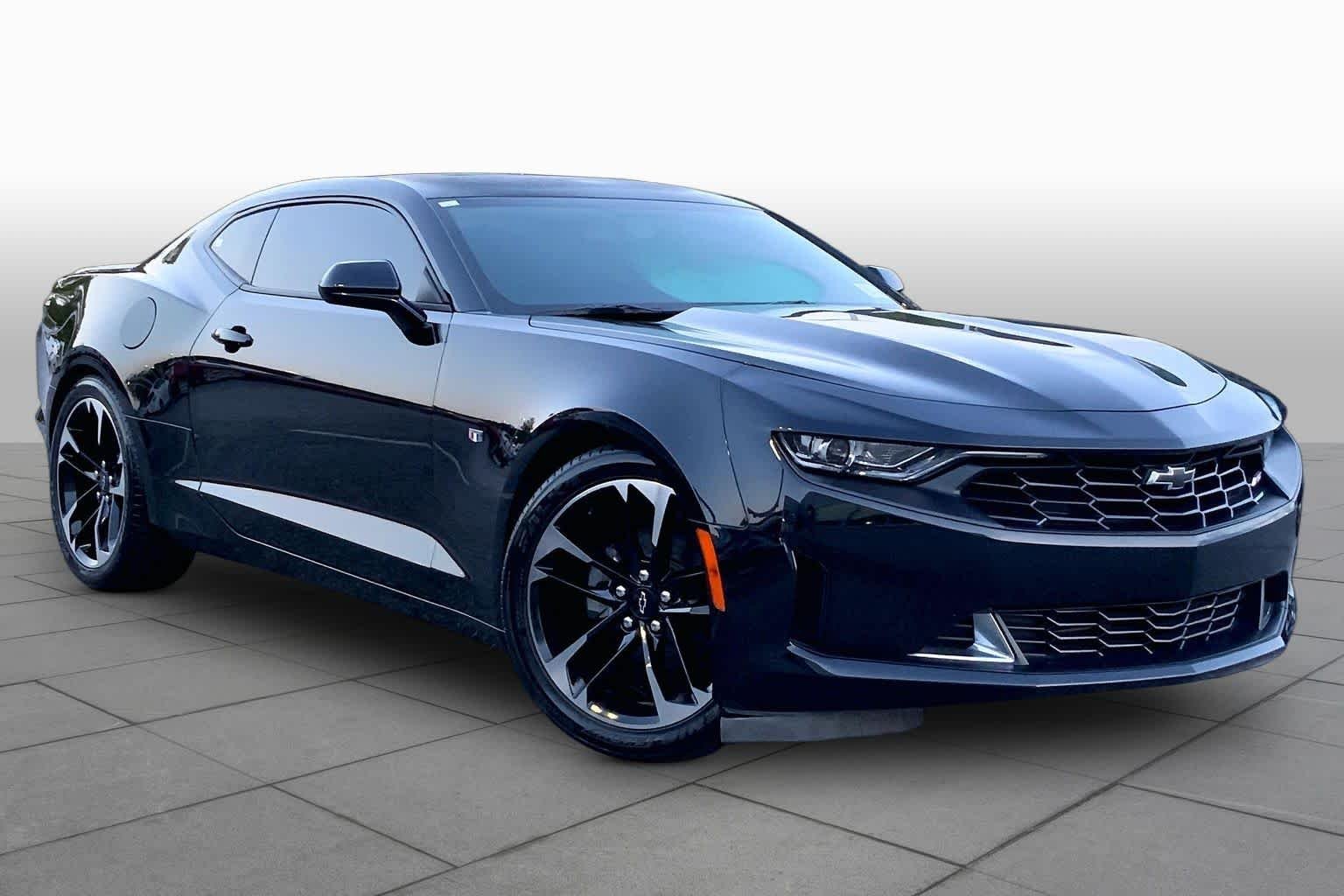 Used 2020 Black Chevrolet 1LT image 3