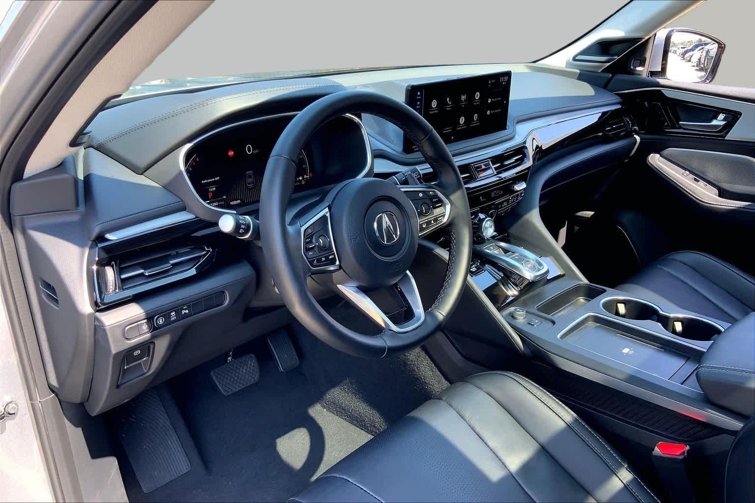 Used 2026 Solar Silver Metallic Acura w/Technology Package image 18