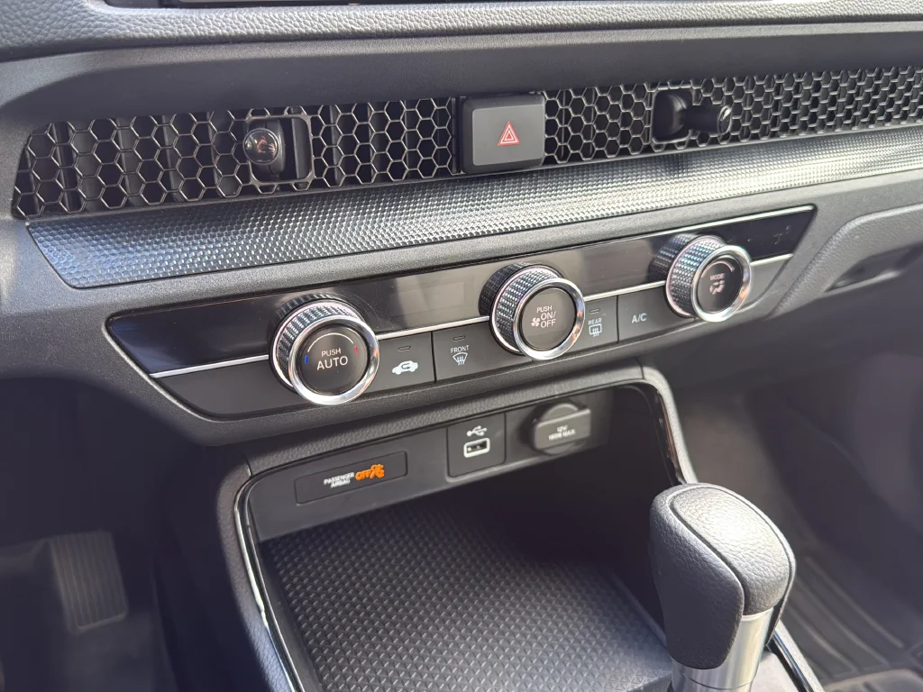 Used 2023  Honda LX image 20