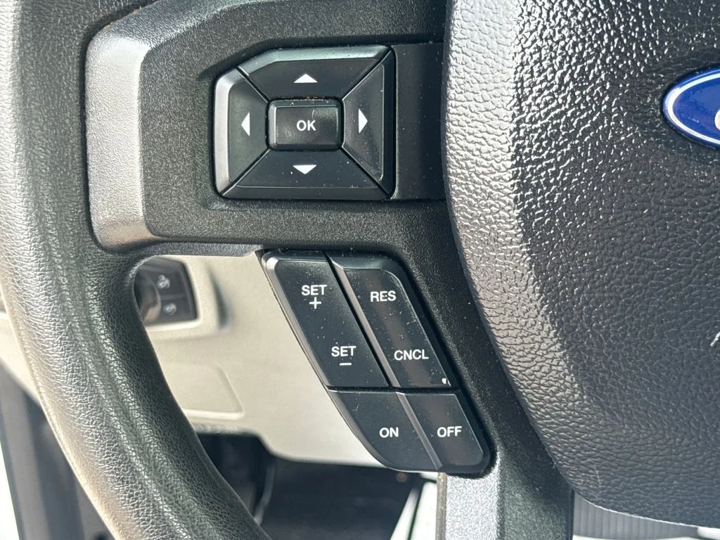 Used 2021 Oxford White Ford XL image 27