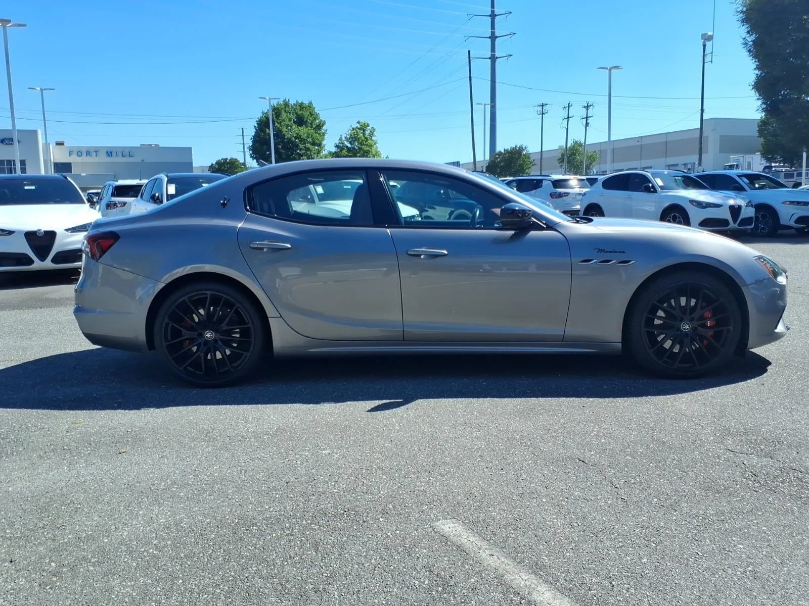 Used 2022 Grigio Metallic Maserati Modena image 11