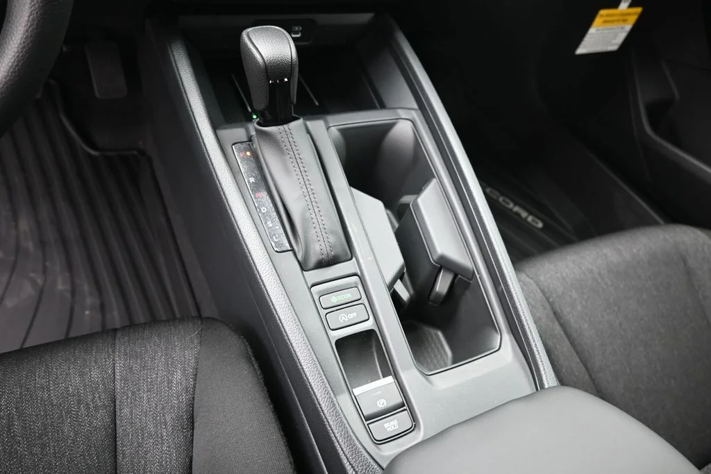 New 2026 Platinum White Pearl Honda LX image 22