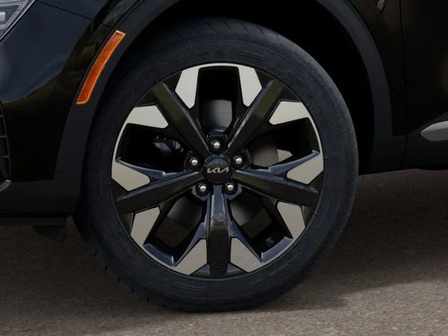 New 2024 Fusion Black Kia X-Line image 9