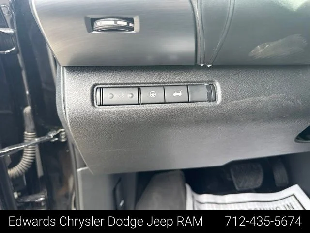 Used 2025 Black Nissan Rock Creek image 17