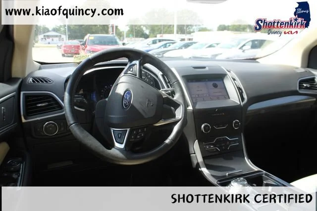 Used 2019 Red Ford SEL image 8