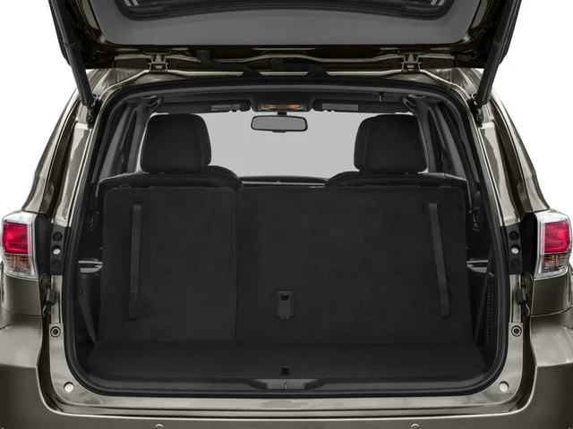 Used 2016 Creme Brulee Mica Toyota Limited Platinum image 16