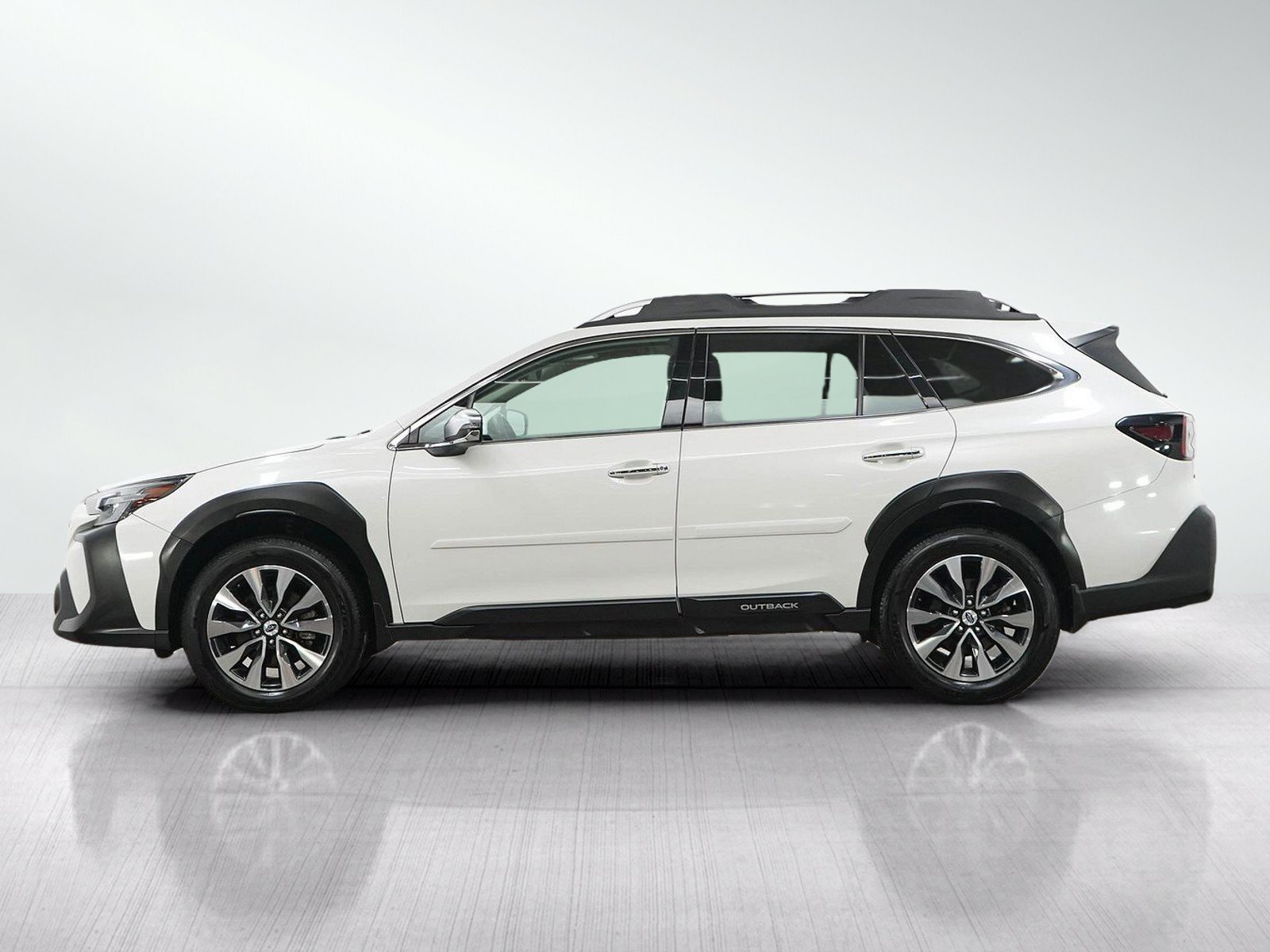 Used 2023 Subaru Outback Touring with VIN 4S4BTGPD5P3208669 for sale in Burnsville, Minnesota