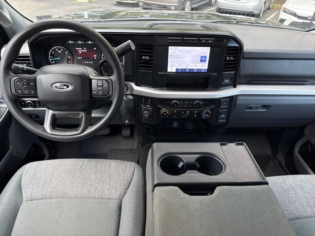 Used 2024 Blue Metallic Ford XLT image 20