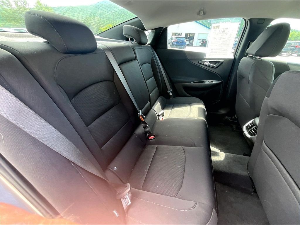 Used 2023 Mineral Gray Metallic Chevrolet LT image 16