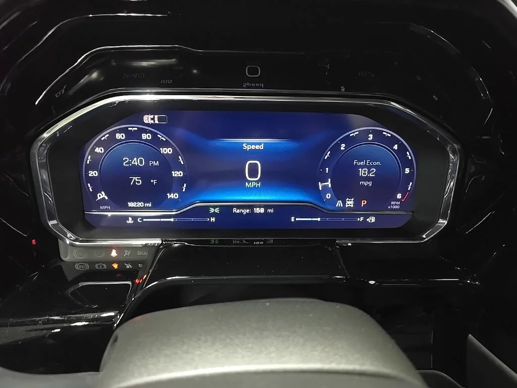 Used 2024 Sterling Gray Metallic Chevrolet LT image 21