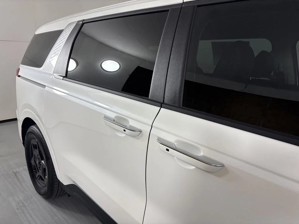 New 2026 White Kia LXS image 12