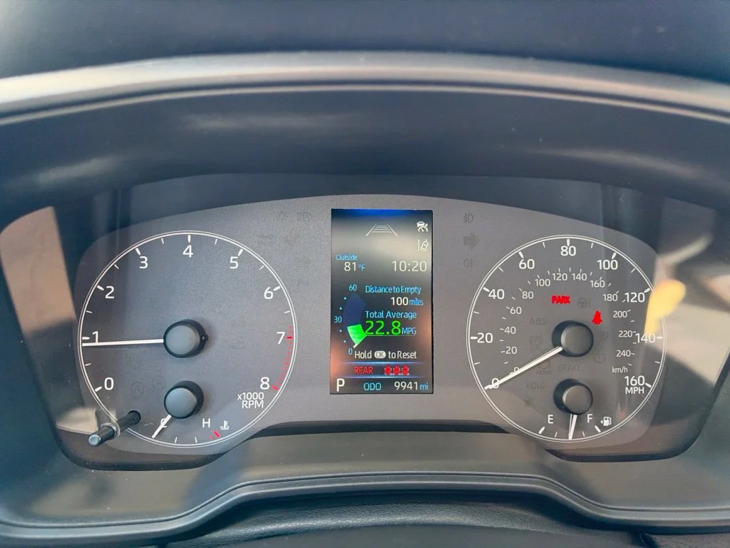 Used 2025 White Toyota LE image 12