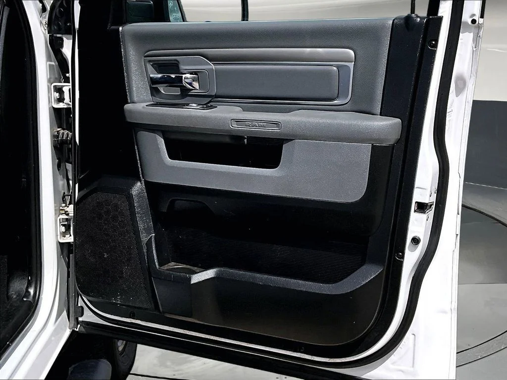 Used 2020 White Ram Warlock image 30