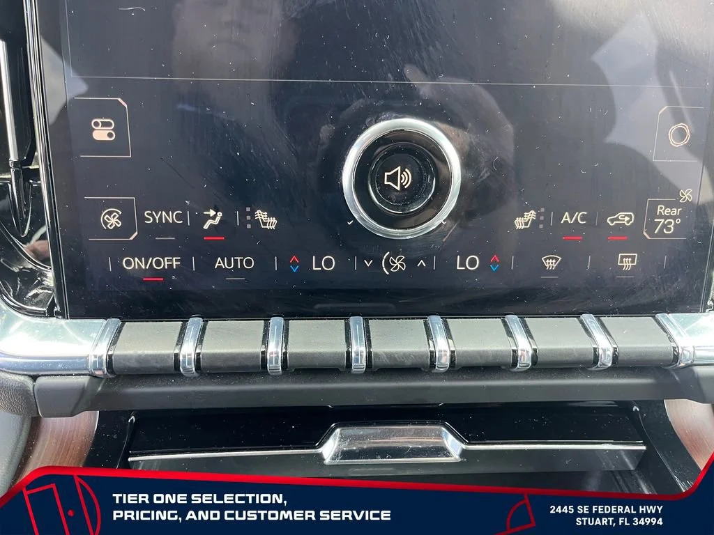 Used 2025 Summit White GMC Denali image 25