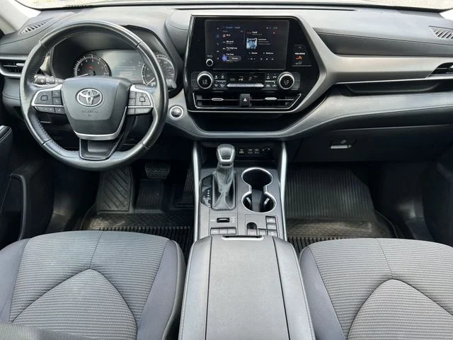 Used 2024 Silver Toyota LE image 17