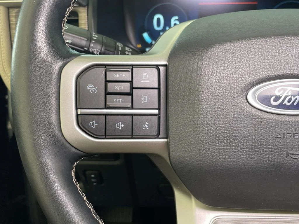 Used 2022 Black Ford Limited image 37