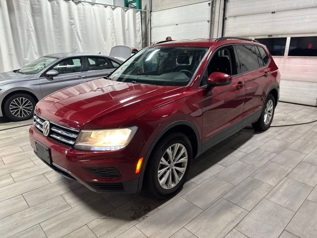 Used 2019 Cardinal Red Metallic Volkswagen 2.0T S image 7