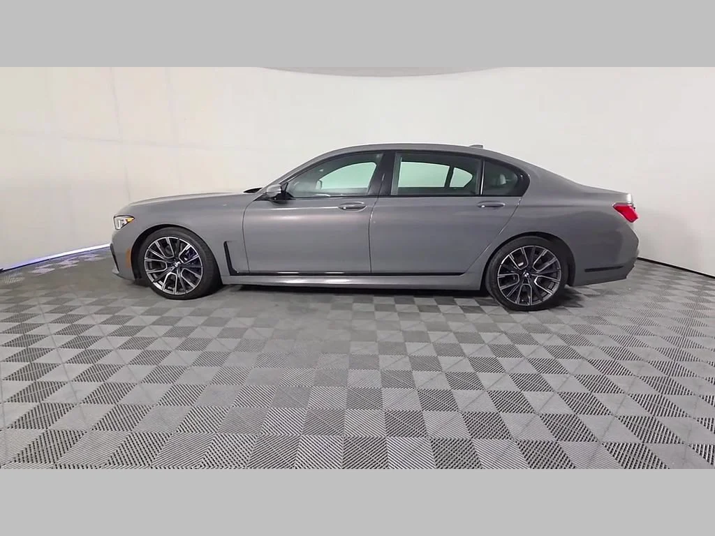 Used 2022 Bernina Grey Amber Effect Metallic BMW 740i image 47