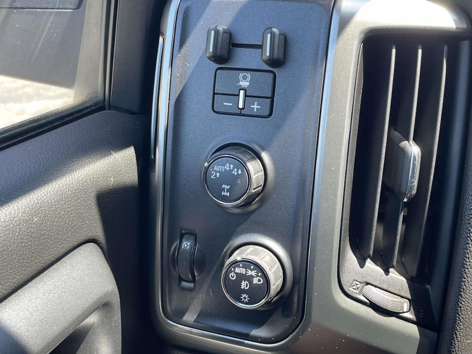 Used 2018 Red Hot Chevrolet LT image 35
