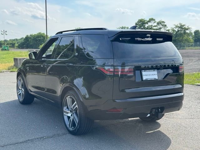 New 2026 Santorini Black Land Rover Dynamic SE image 3