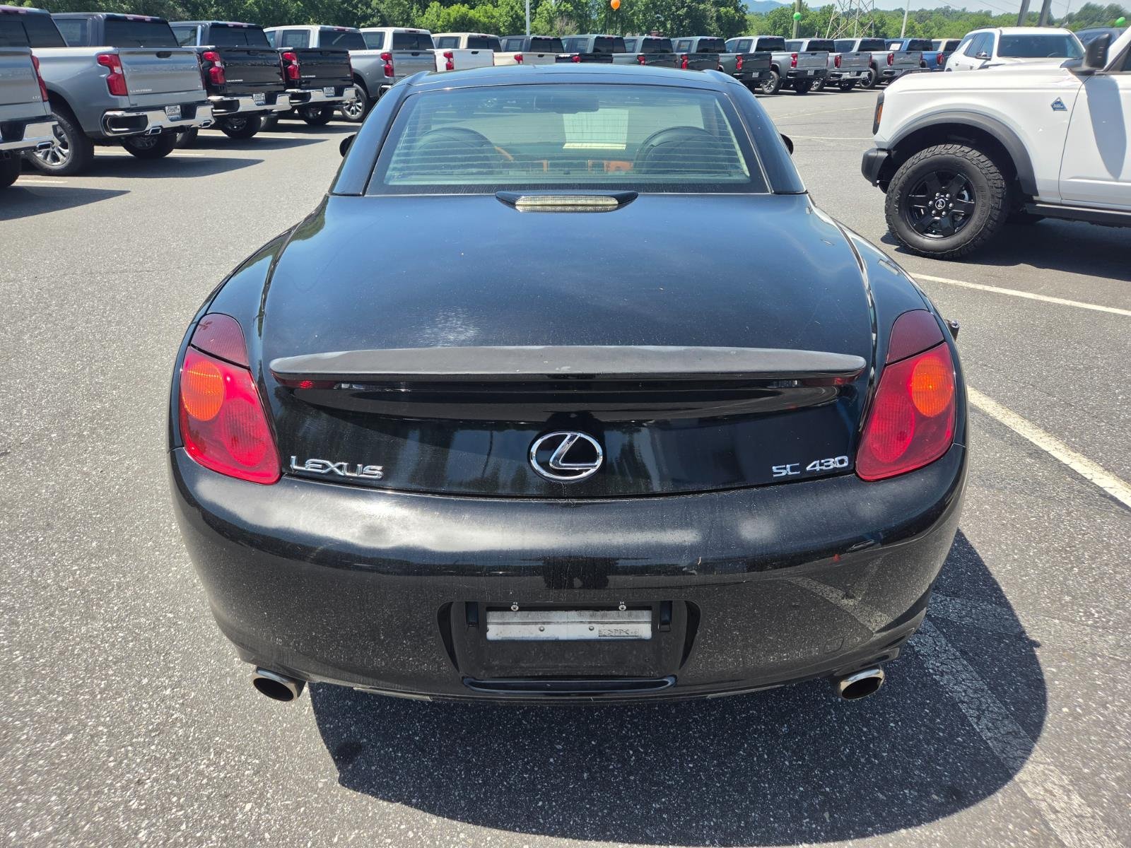 Used 2002  Lexus Base image 7