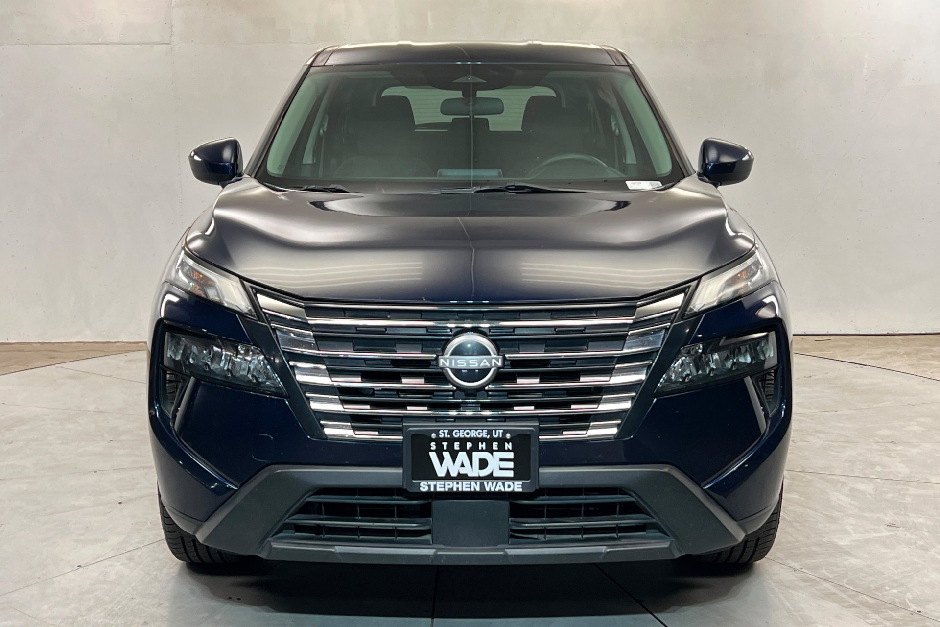 Used 2024 Deep Ocean Blue Pearl Nissan SV image 9